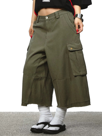 Three-Quarter Utility Pants - Moss Green