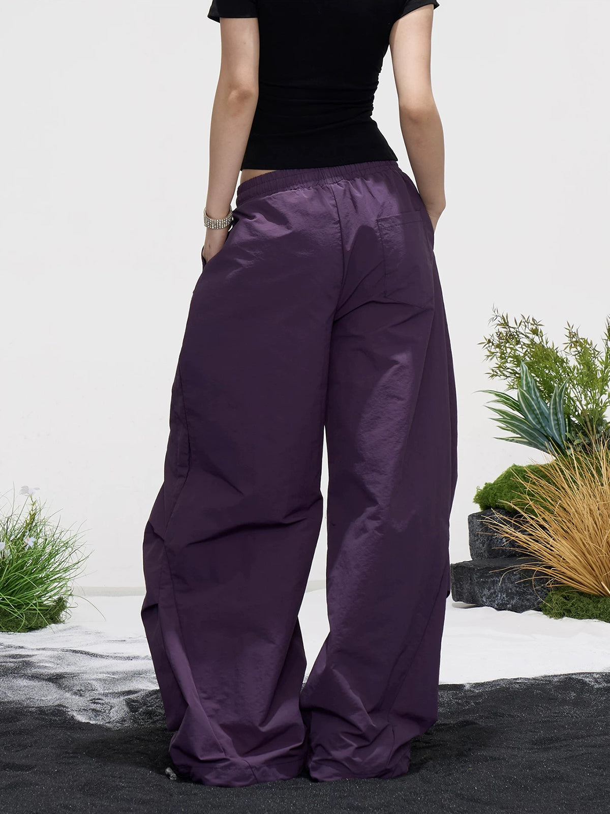 Brick Lane Wide-leg Star Cargo Pants - Purple