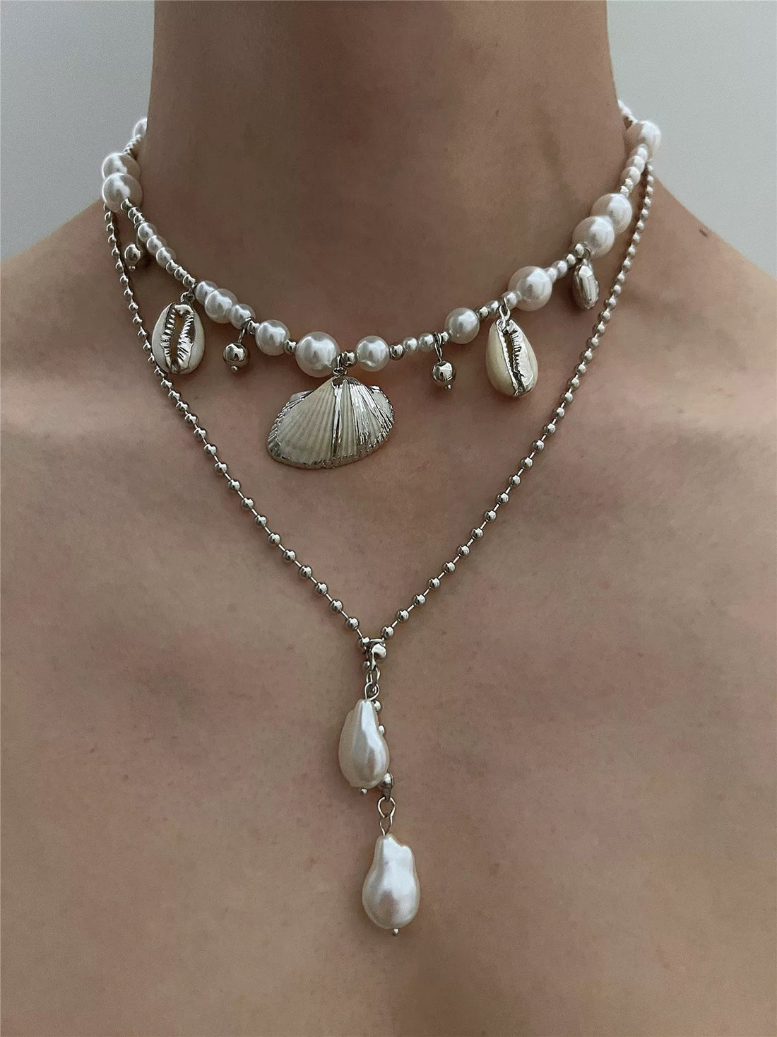 Brick Lane Vintage Layered Pearl Pendant Necklace - Silver
