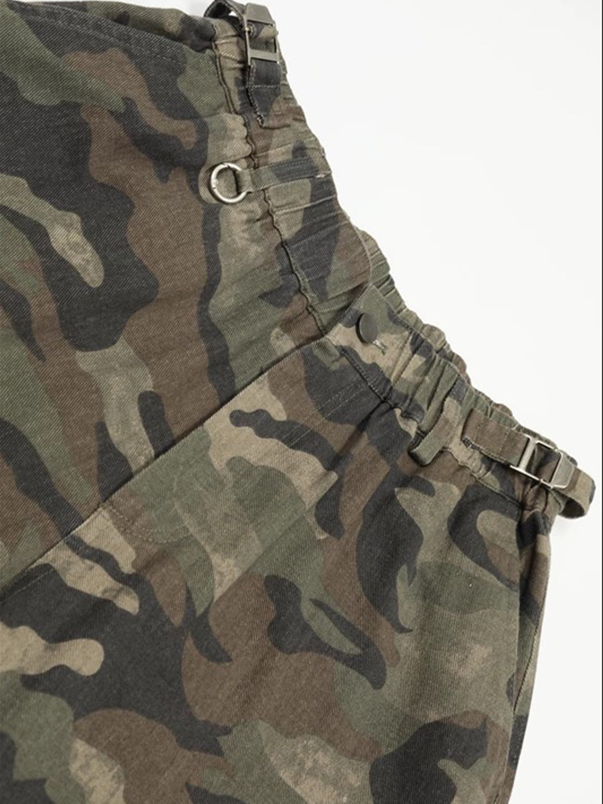 Co-ed Dorm Wide-leg Camouflage Shorts - Green