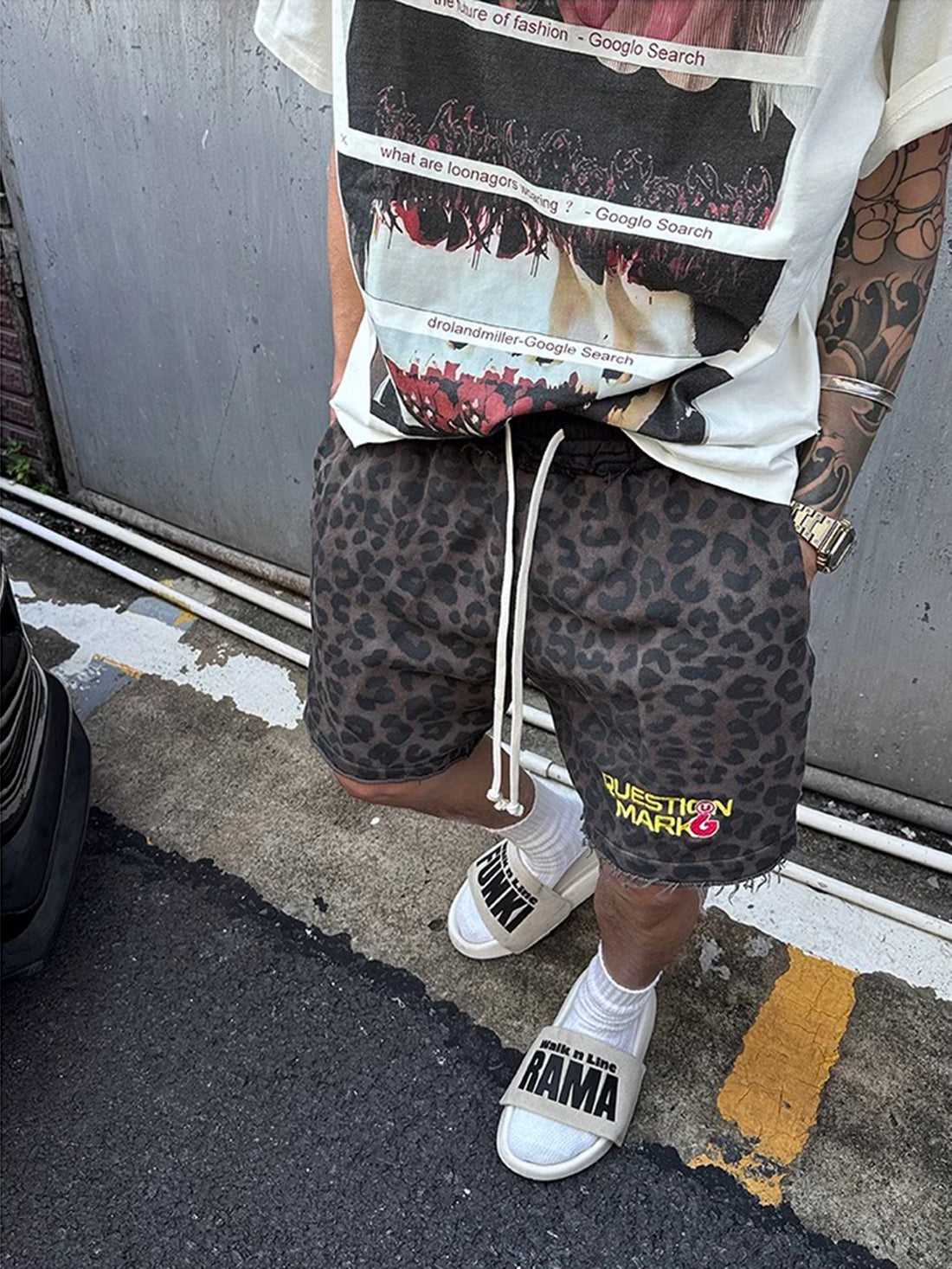 Brick Lane Wide-leg Leopard Print Cargo Pants - Black