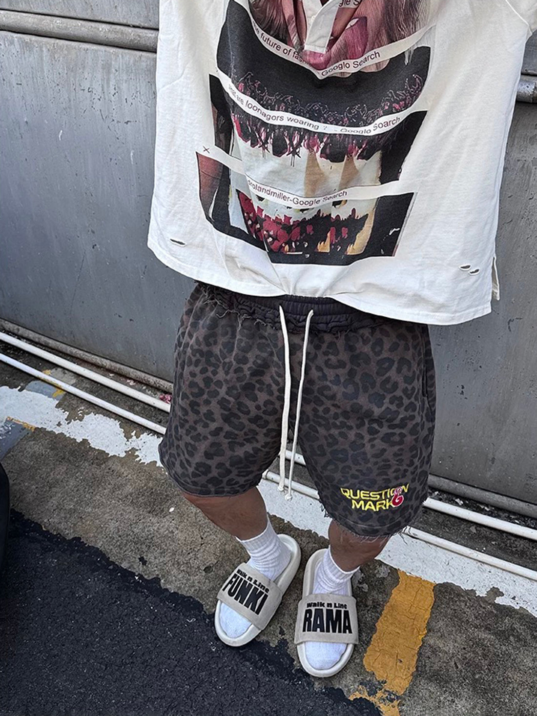 Brick Lane Wide-leg Leopard Print Cargo Pants - Black
