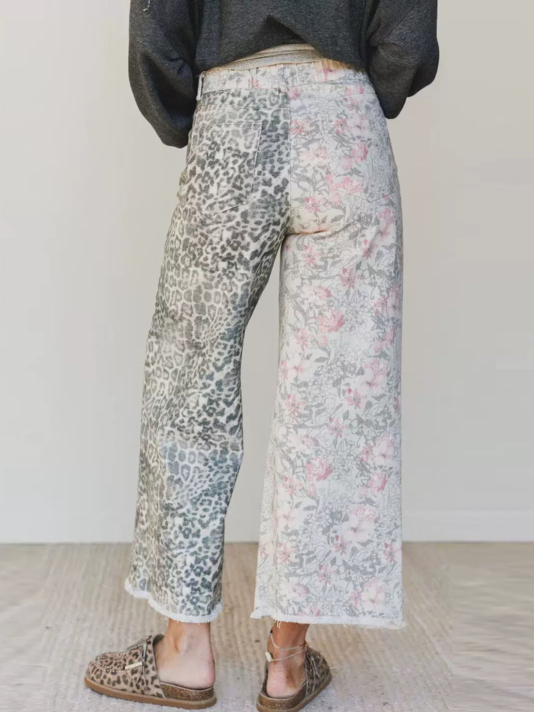 Brick Lane Straight-leg Contrast Color Leopard Pants - Pink