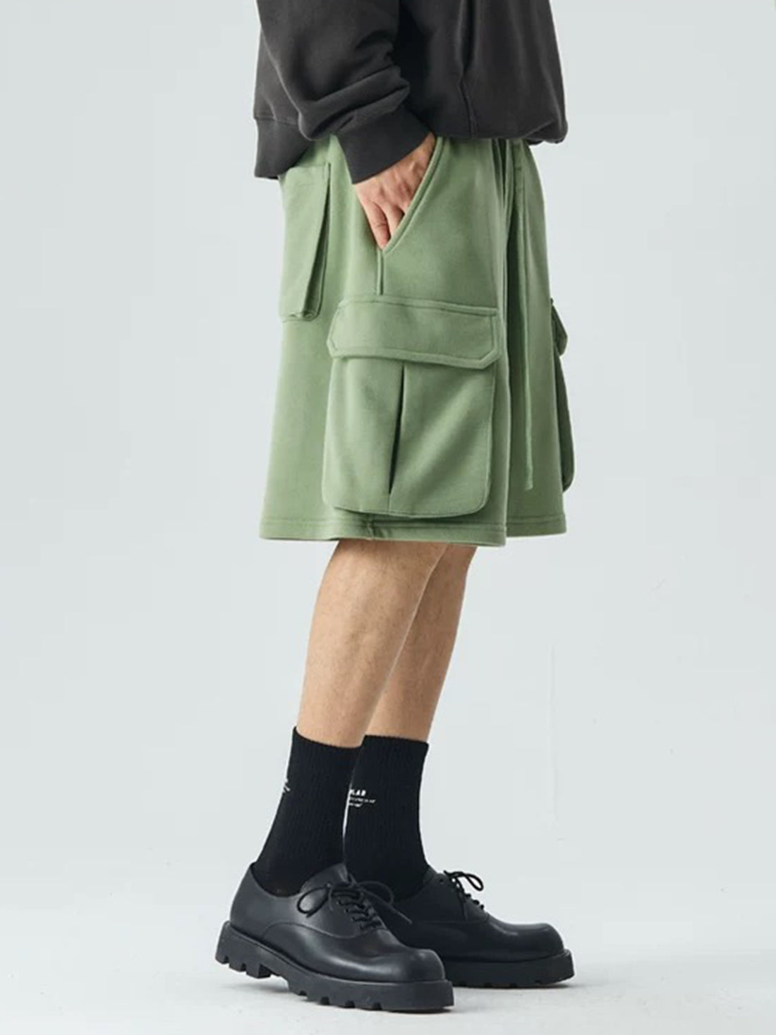 Field Walk Cargo Shorts - Moss Green