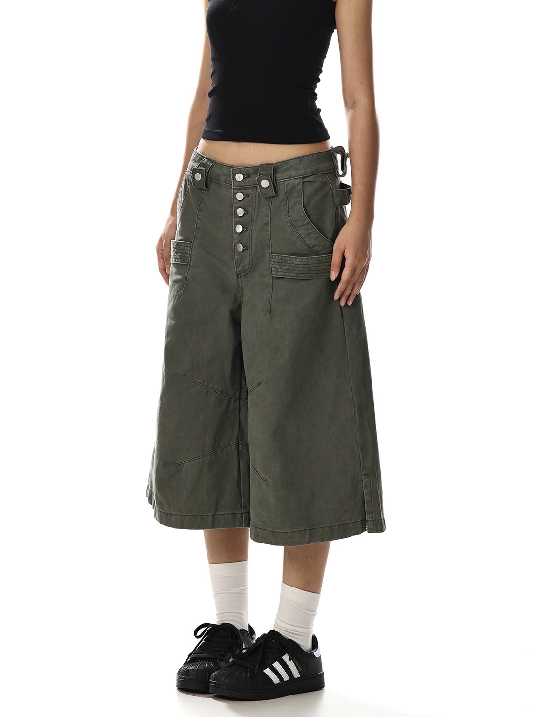Brick Lane Wide-leg Button Detailed Cargo Jorts - Green