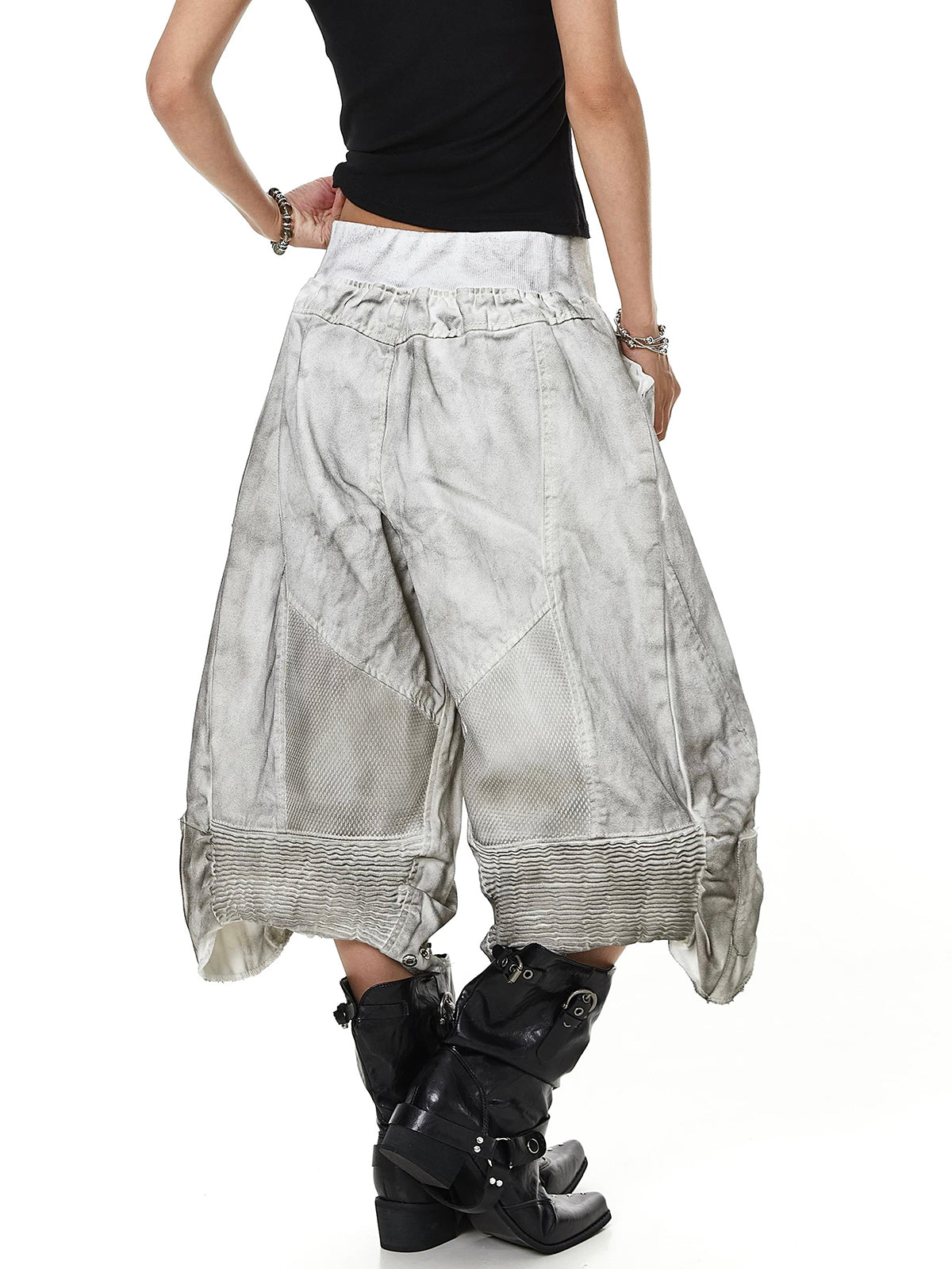Co-ed Dorm Wide-leg Splatter Distressed Denim Jorts - Grey