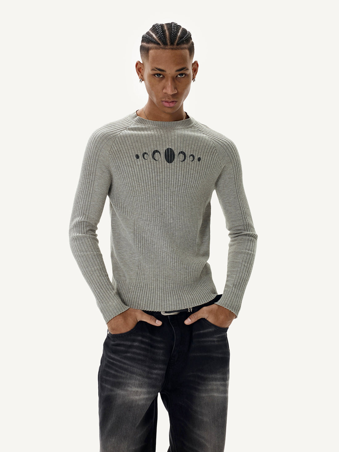 Co-ed Dorm Skimming Thorn Sketch Printed Top - Grey