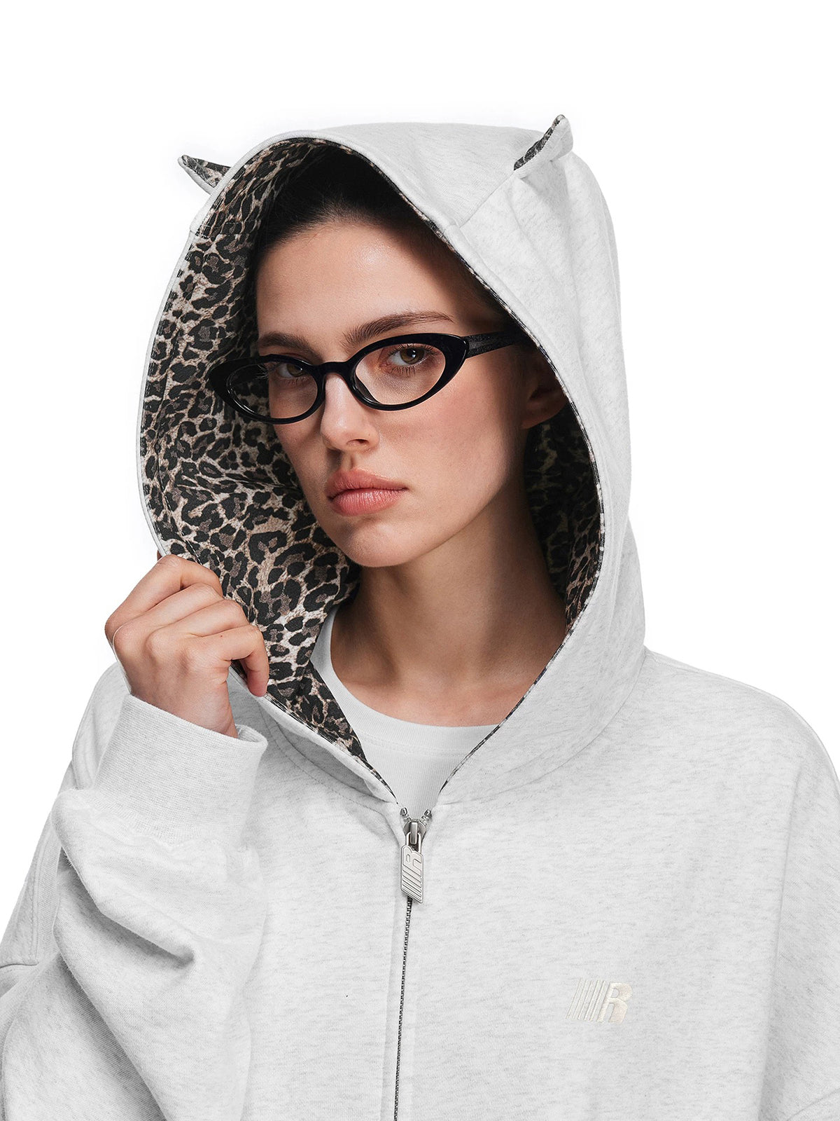 Co-ed Dorm Baggy Leopard Print Zip-up Hoodie - White