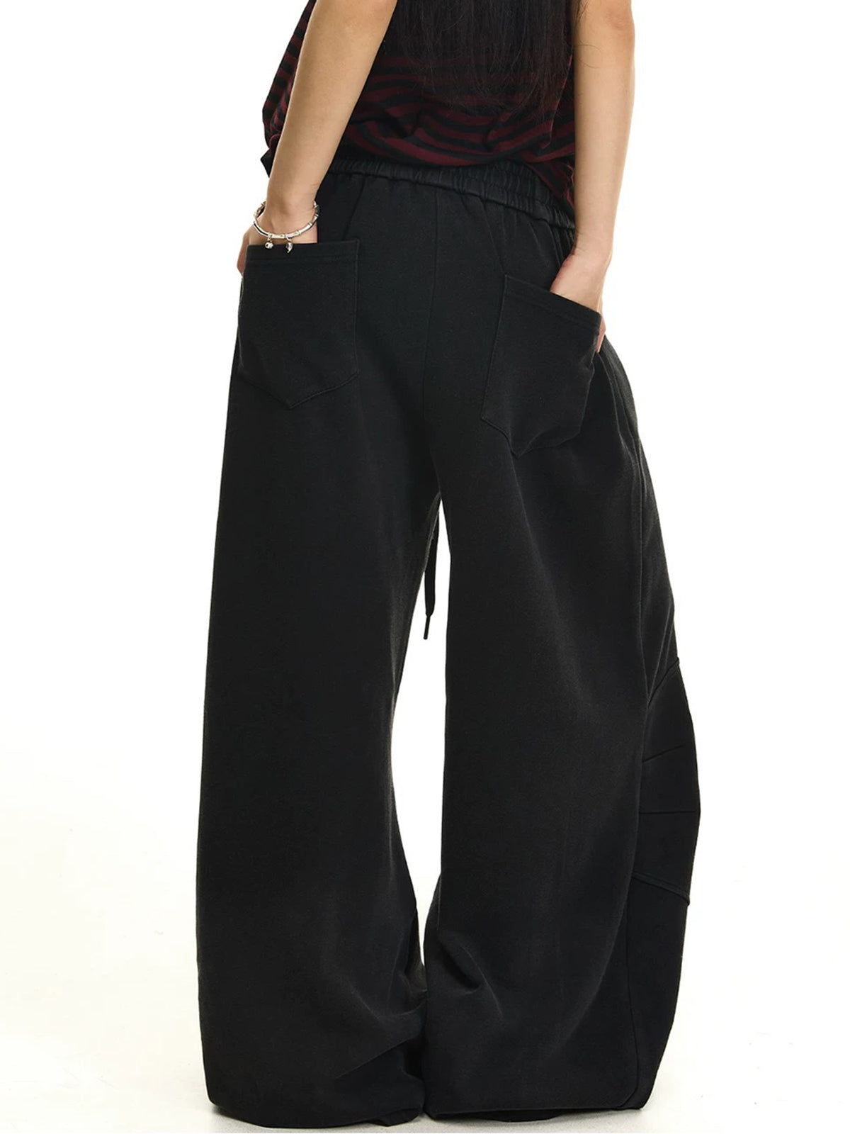 Co-ed Dorm Wide-leg Graphic Embroidery Sweatpants - Black