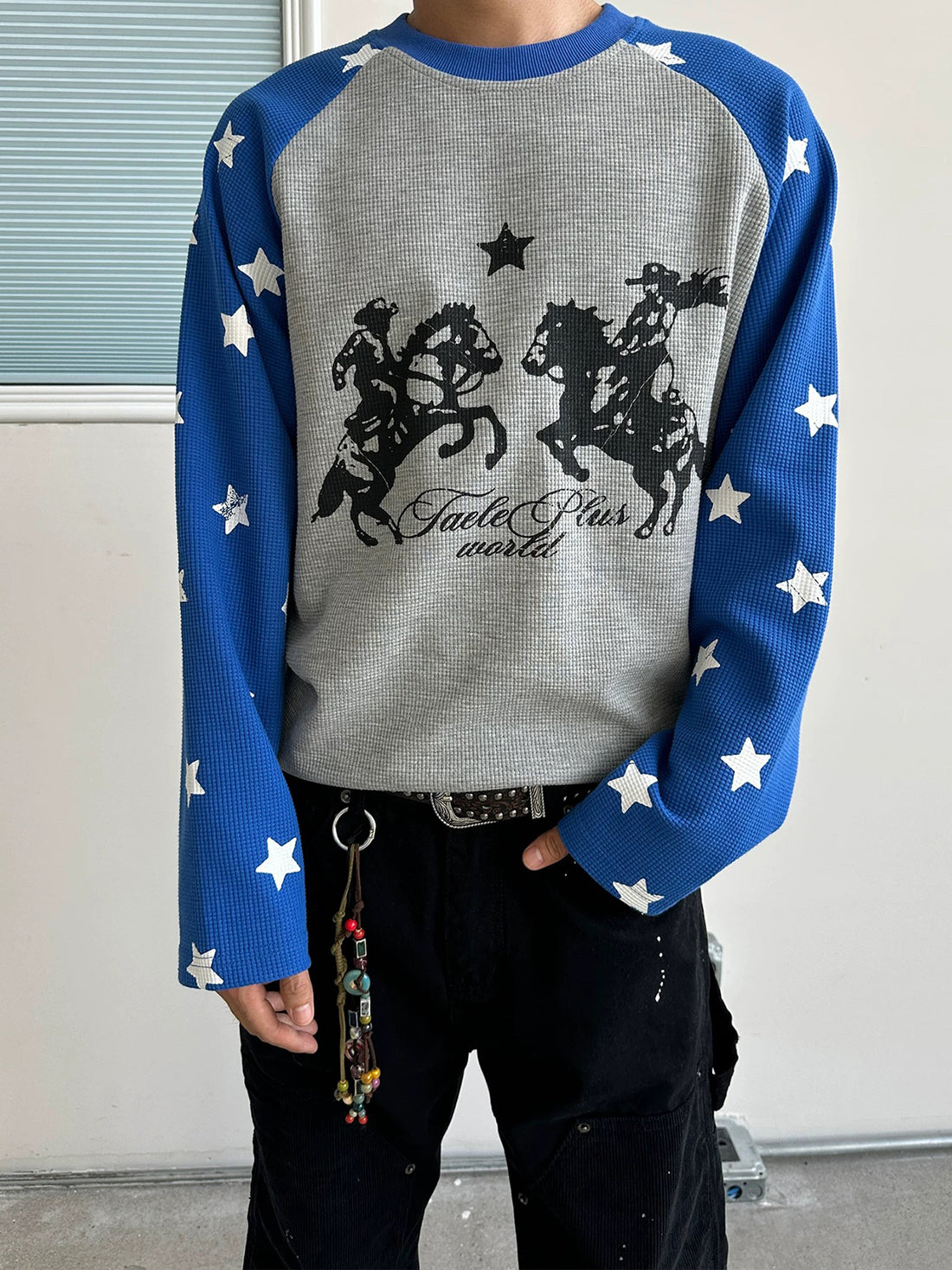 Co-ed Dorm Skimming Star Raglan Sleeve Graphic Tee - Blue