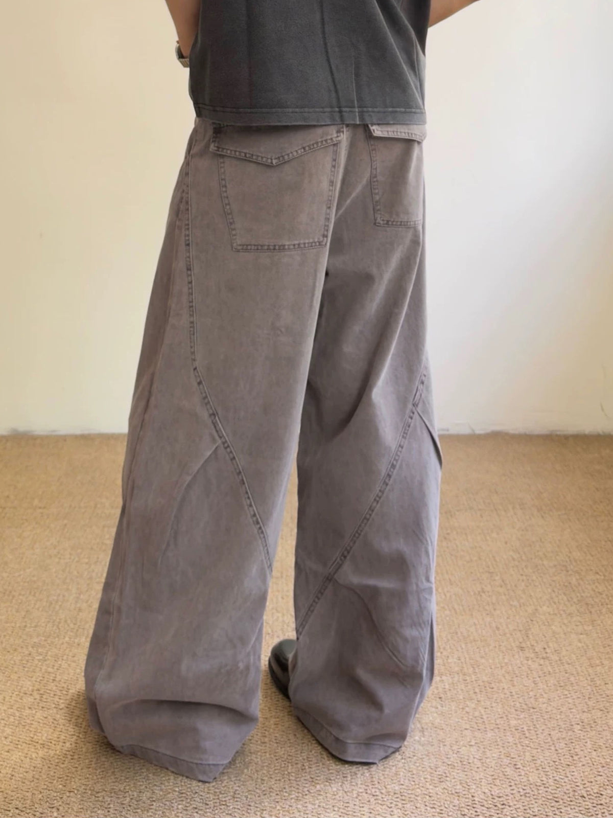 Co-ed Dorm Wide-leg Multi-Pocket Cargo Pants - Grey