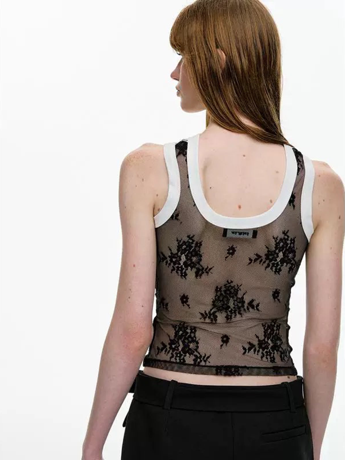 Studio Whisper Tank – Ivory Black