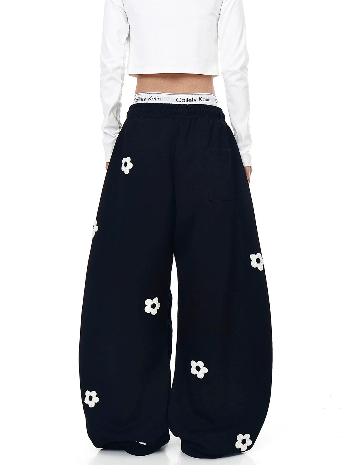 Petal Mood Pants – Midnight Cream