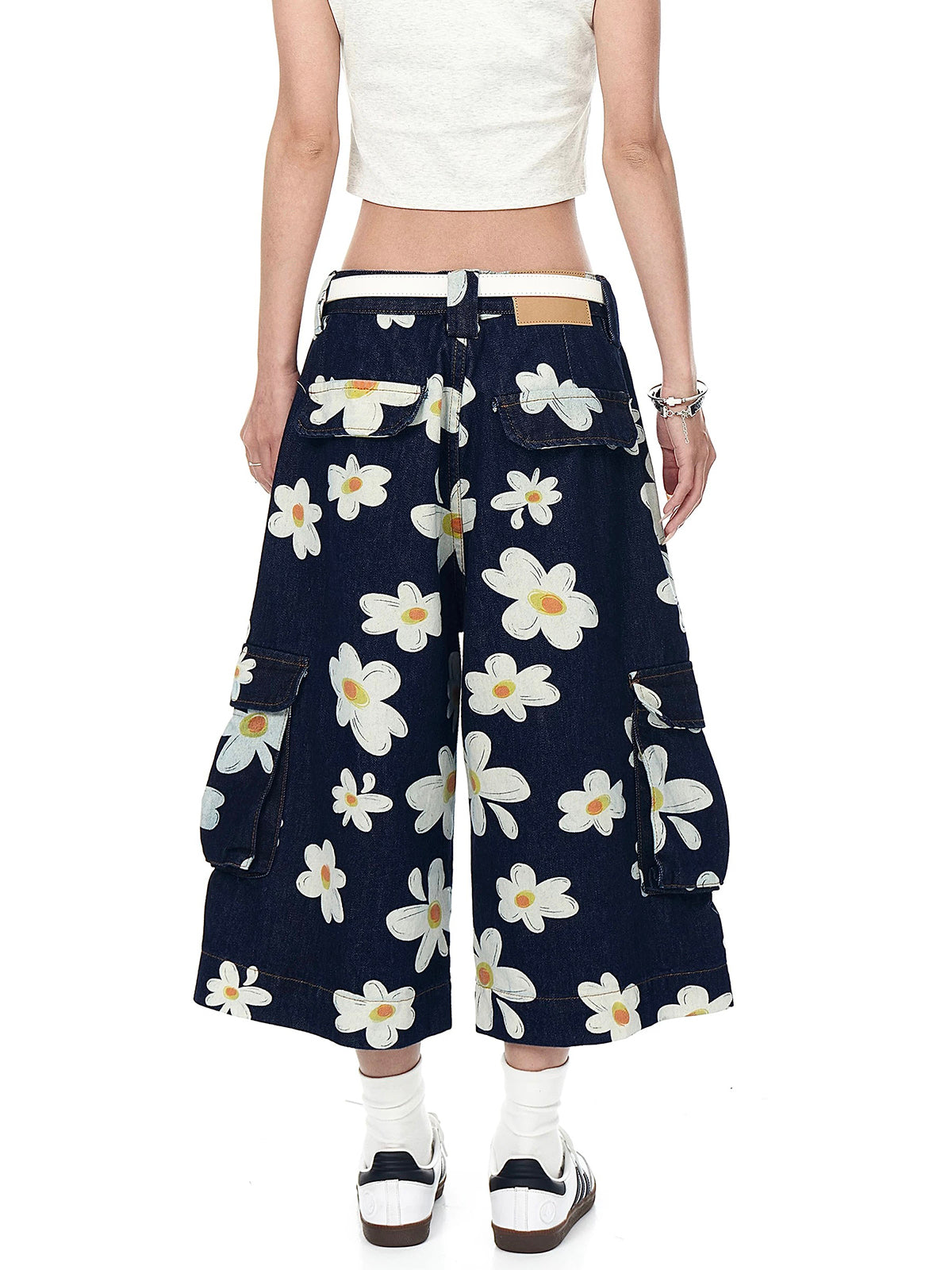 Brick Lane Wide-leg Floral Print Cargo Culottes - Navy