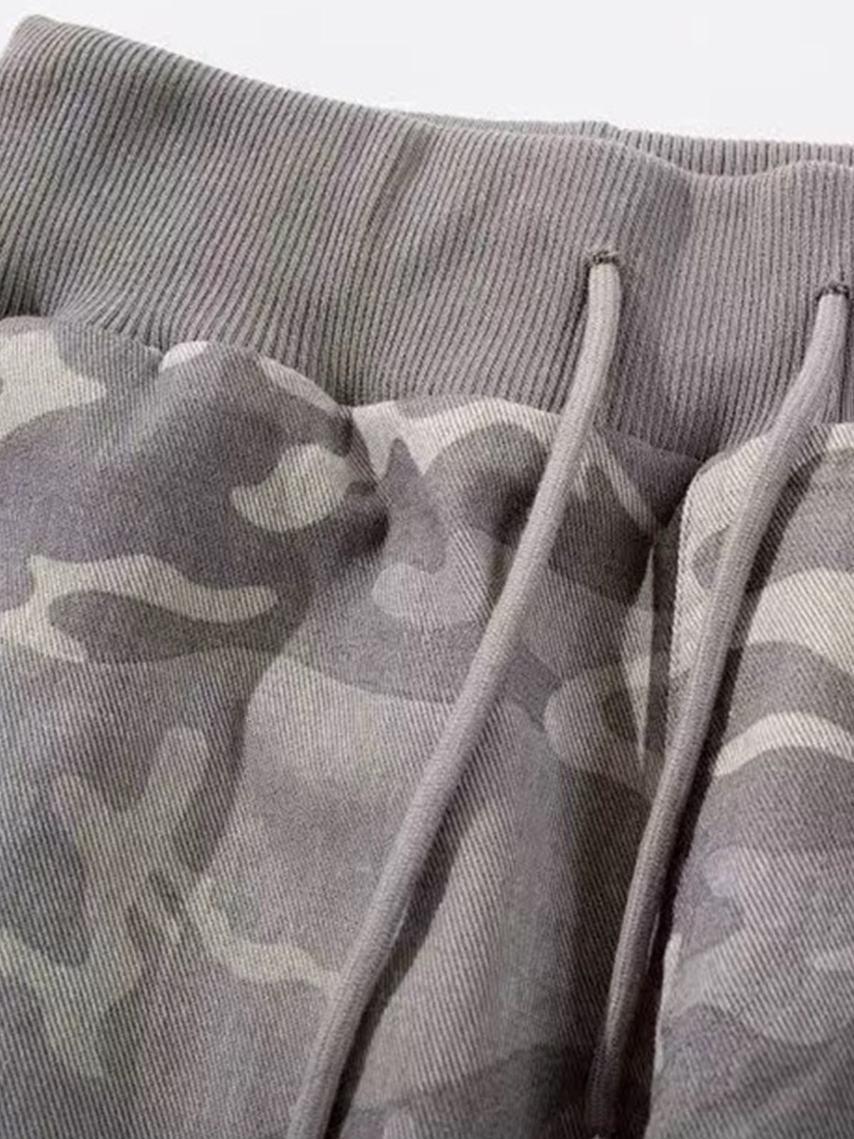 Co-ed Dorm Wide-leg Camouflage Cargo Culottes - Camo