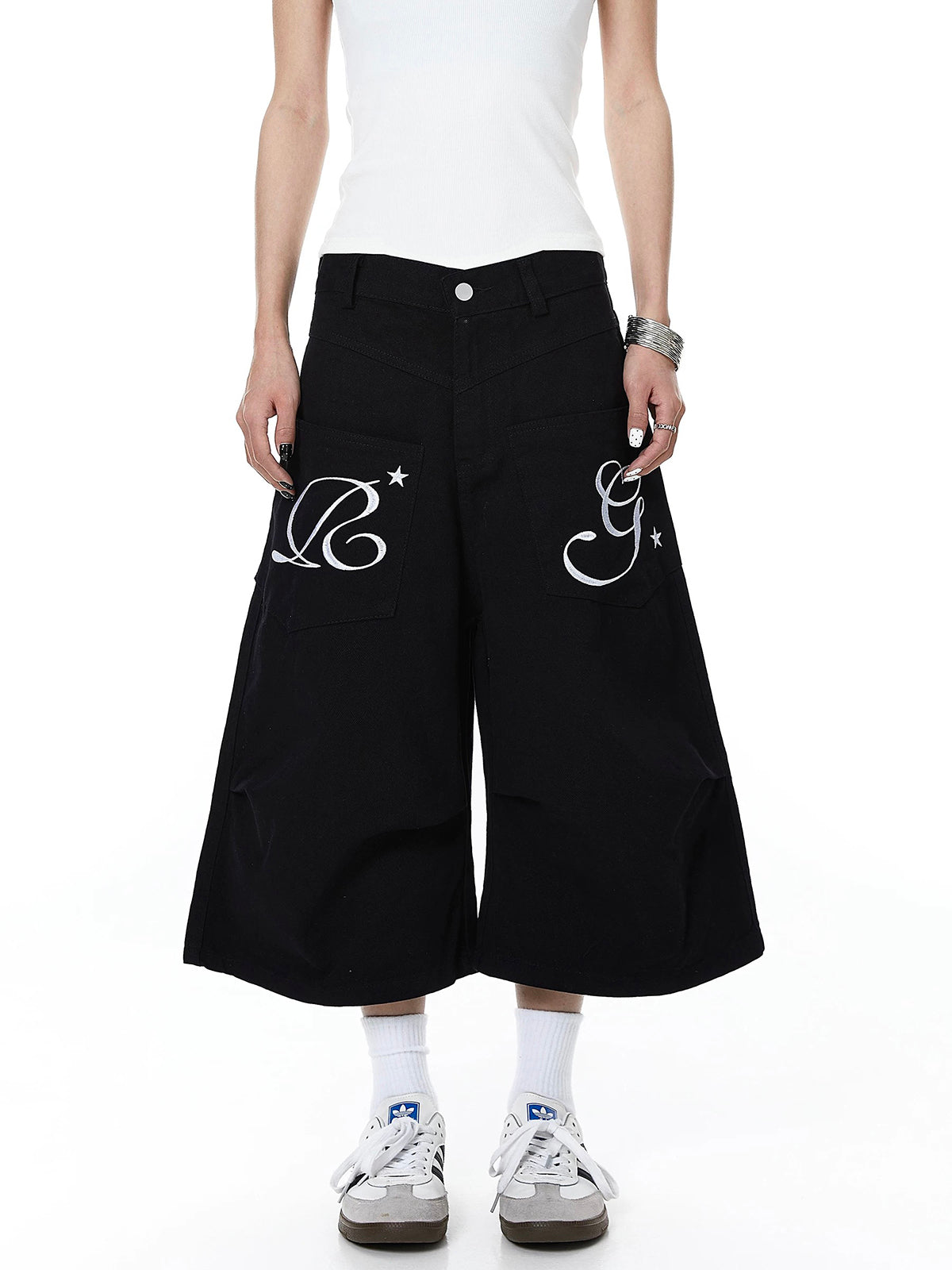 Co-ed Dorm Straight Graphic Letter Print Shorts - Black