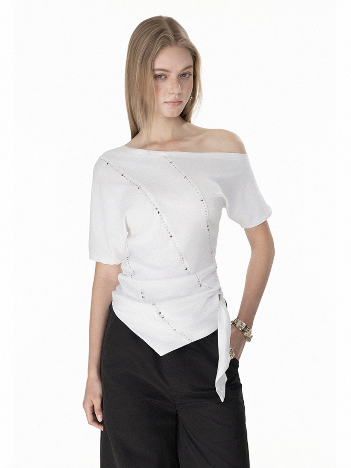 Brick Lane Asymmetric Distressed One Shoulder Top - White