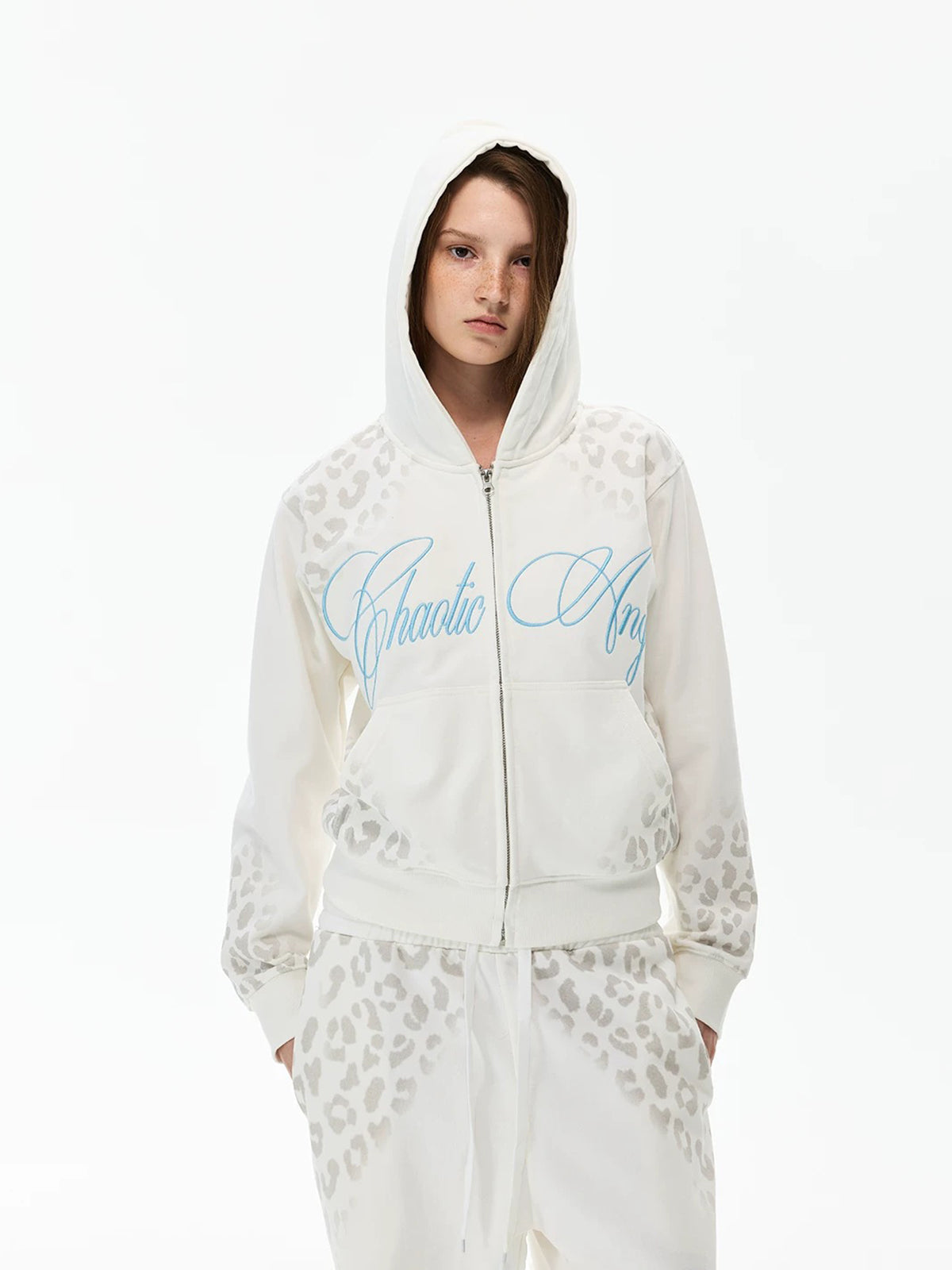 Co-ed Dorm Baggy Leopard Print Zip-up Hoodie - White