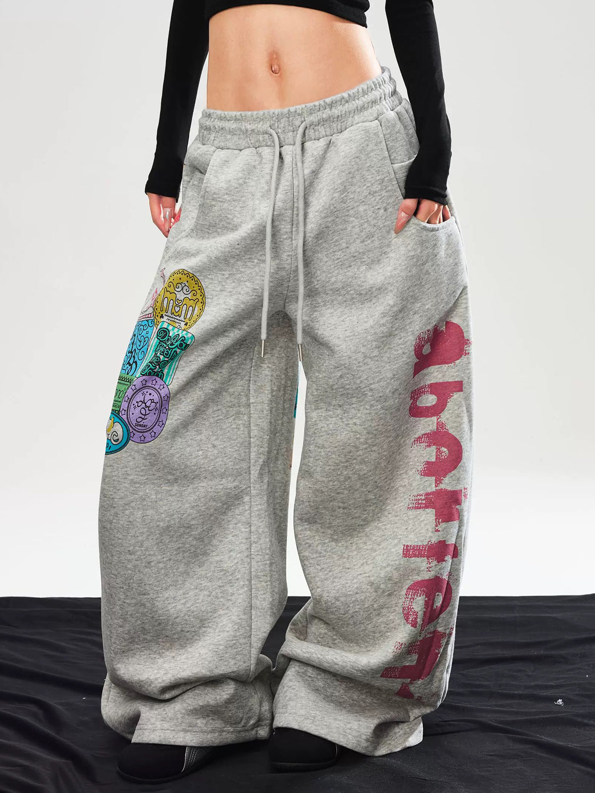 Co-ed Dorm Wide-leg Graffiti Graphic Sweatpants - Grey