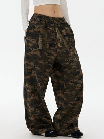 Co-ed Dorm Wide-leg Camouflage Cargo Pants - Brown