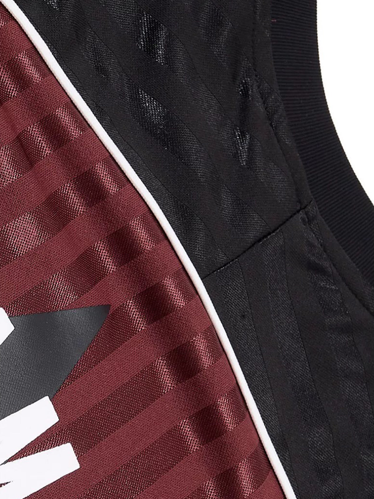 Co-ed Dorm Baggy Stripe Jersey Star Graphic - Burgundy