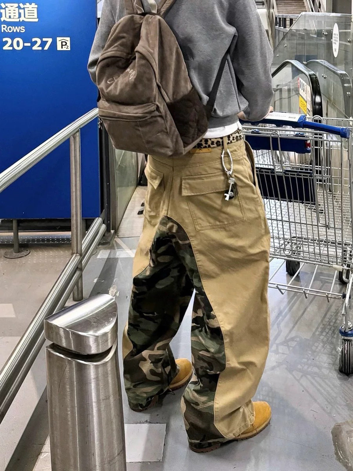 Brick Lane Wide-leg Camouflage Contrast Color Pants - Khaki/Camo