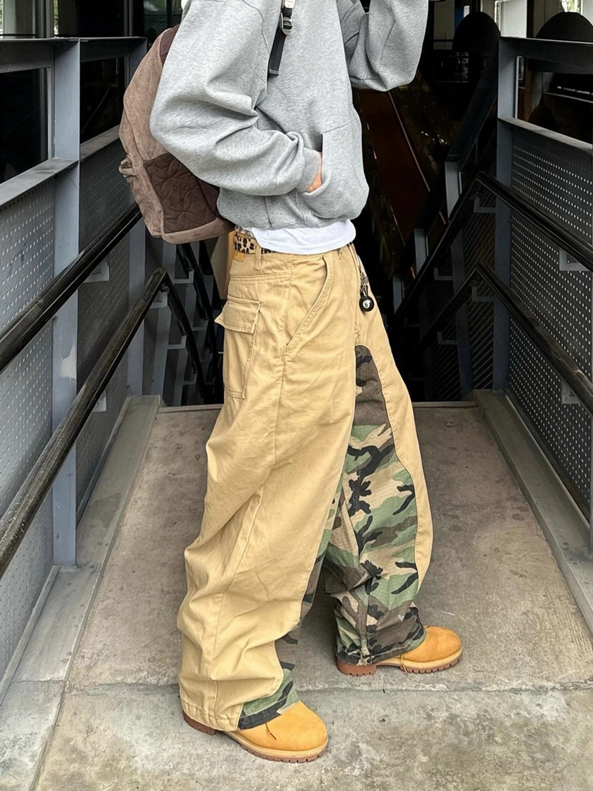 Brick Lane Wide-leg Camouflage Contrast Color Pants - Khaki/Camo