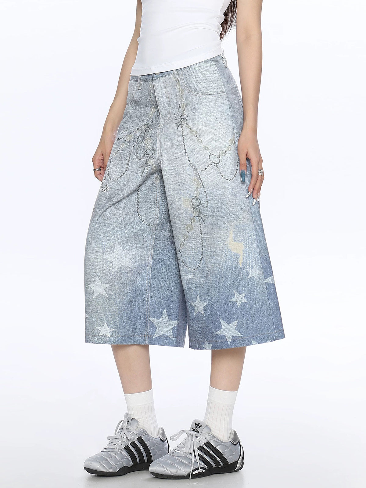 Brick Lane Wide-leg Print Distressed Denim Capri Pants - Light Blue