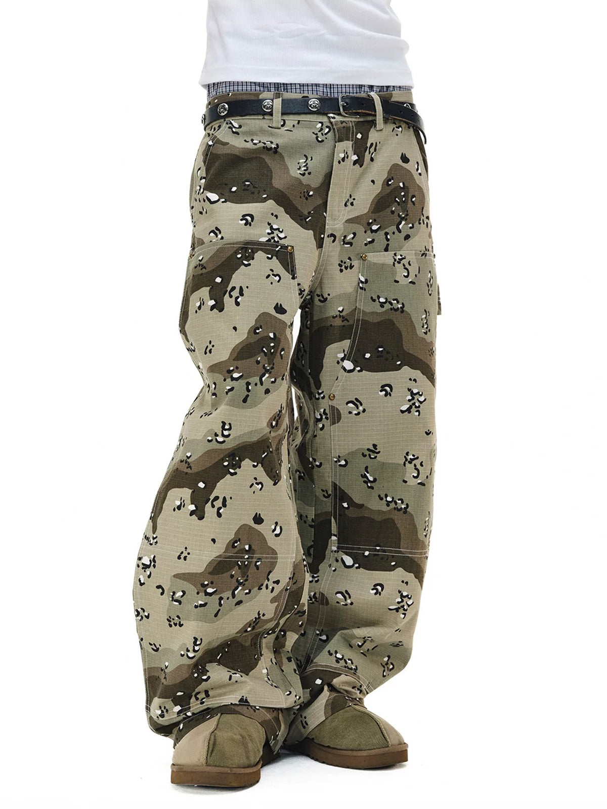 Brick Lane Curved Cut Camouflage Washed Utility Pants - Camo