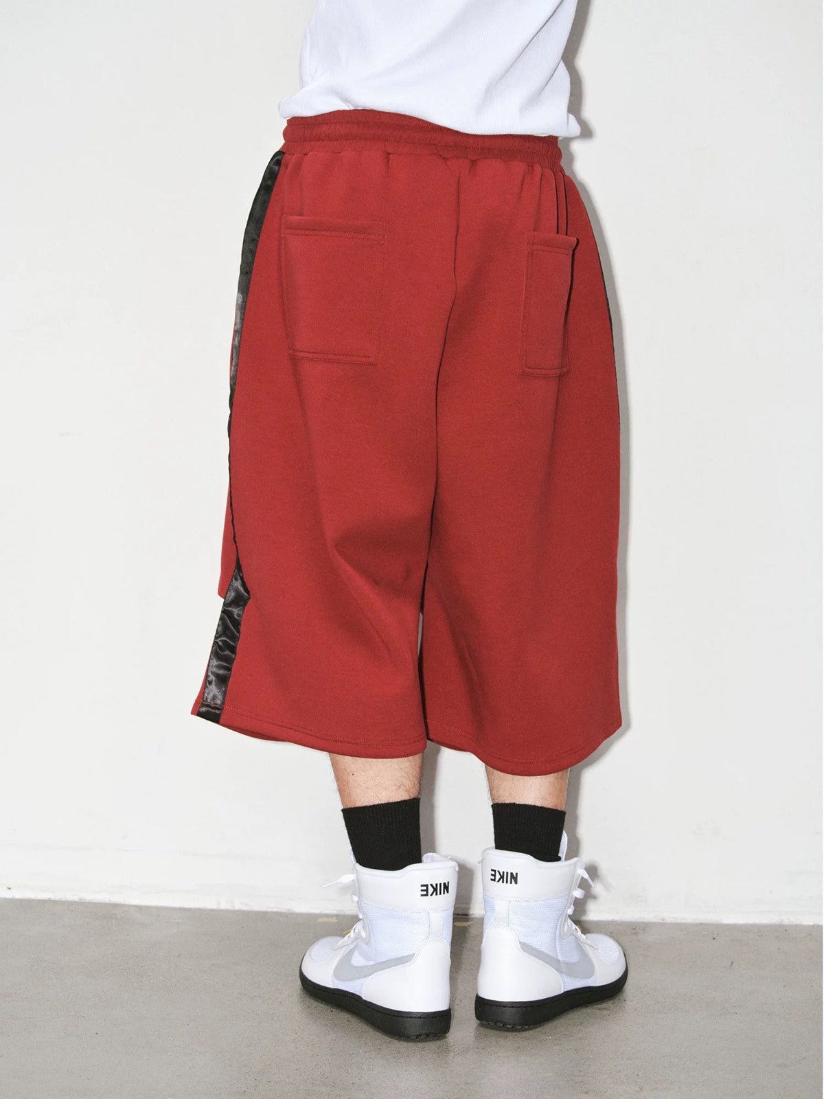 Brick Lane Wide-leg Print Graphic Relaxed Capri Pants - Red