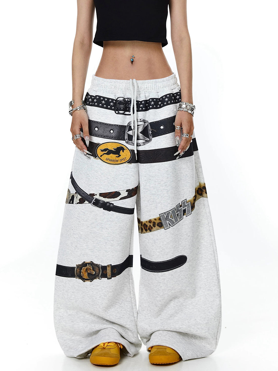 Brick Lane Curved Cut Print Graphic Washed Jeans - White