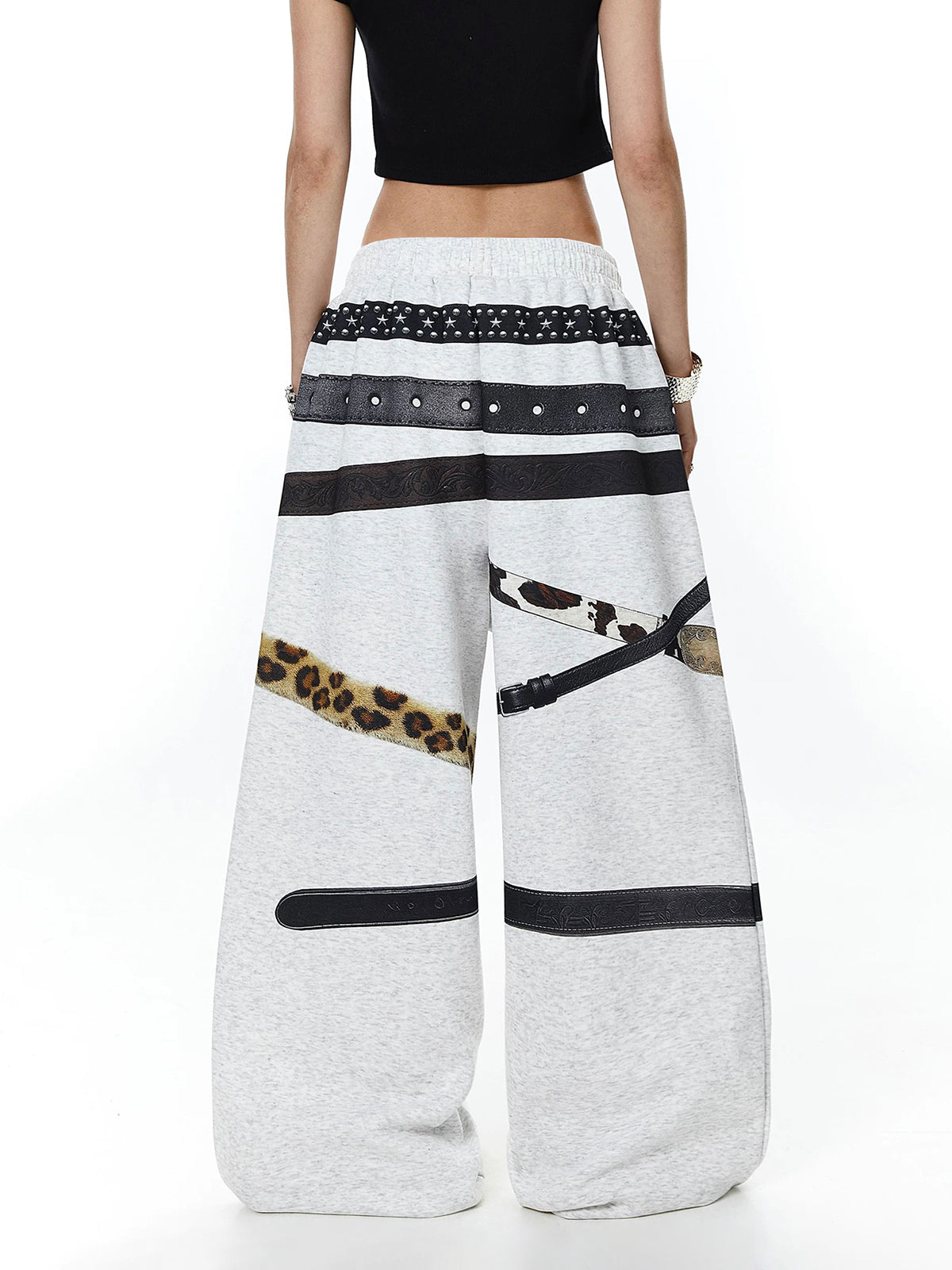Brick Lane Curved Cut Print Graphic Washed Jeans - White