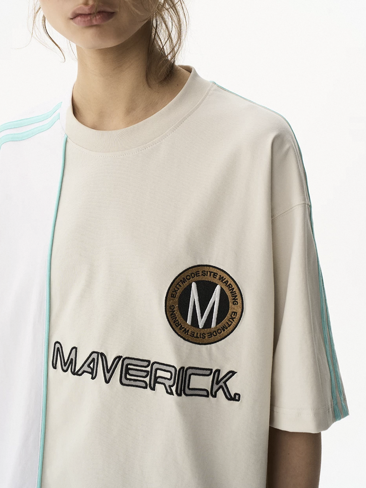 Brick Lane Baggy Contrast Color Graphic Relaxed Tee - Apricot