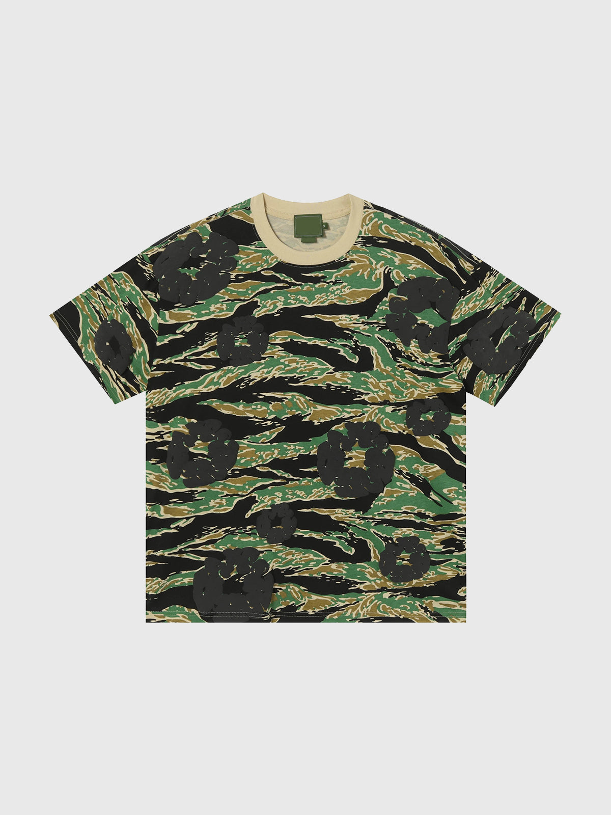 Brick Lane Baggy Flowers Camouflage Contrast Color Tee - Jungle Green