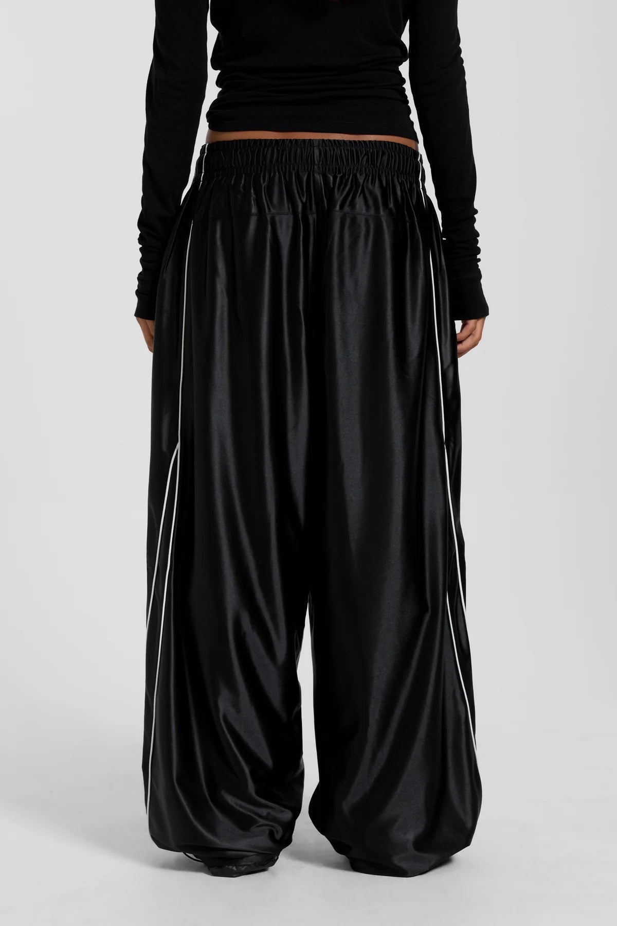 Weekday Outdoor Wide-leg Contrast Stitch Cargo Maxi Pants - Black