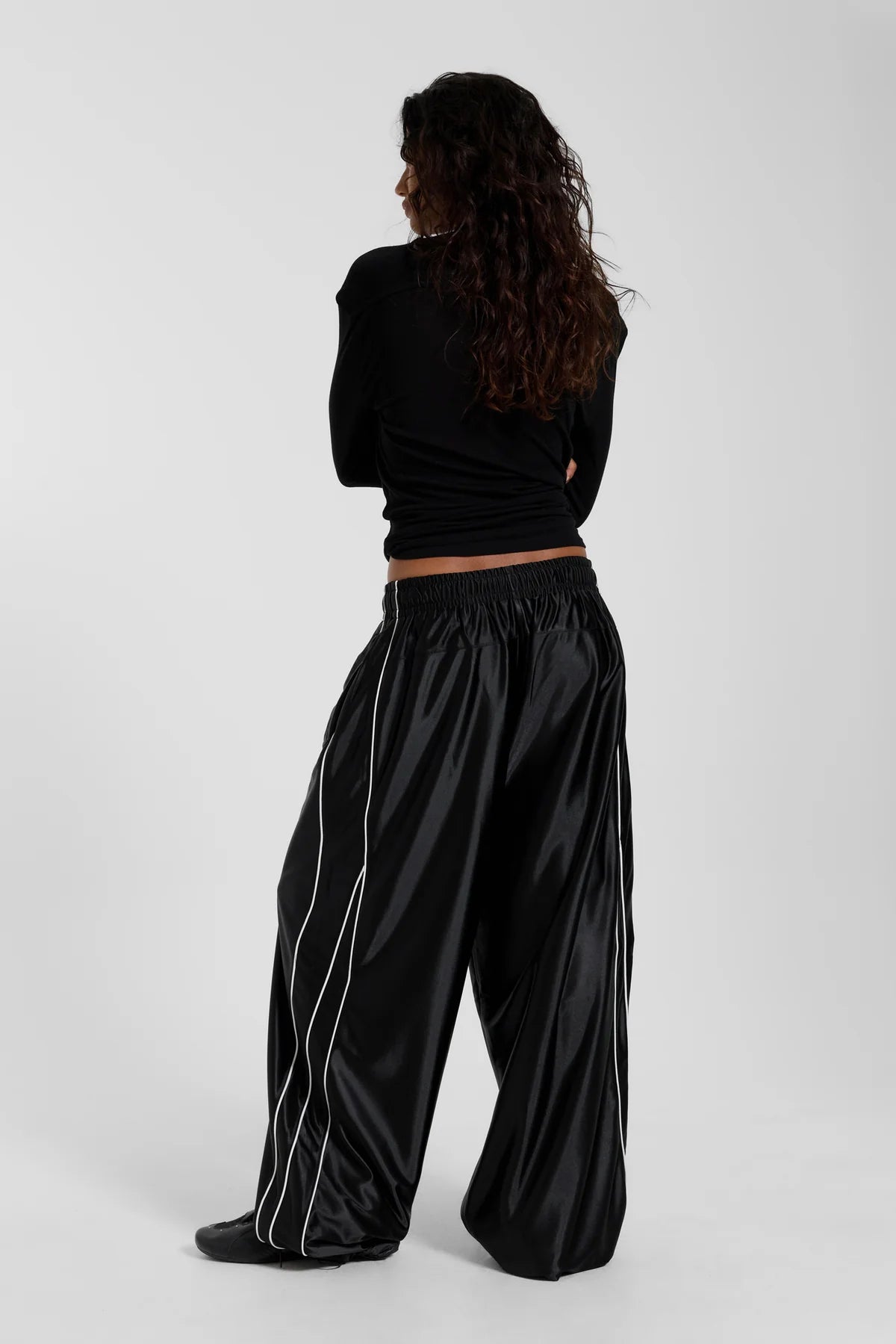 Weekday Outdoor Wide-leg Contrast Stitch Cargo Maxi Pants - Black