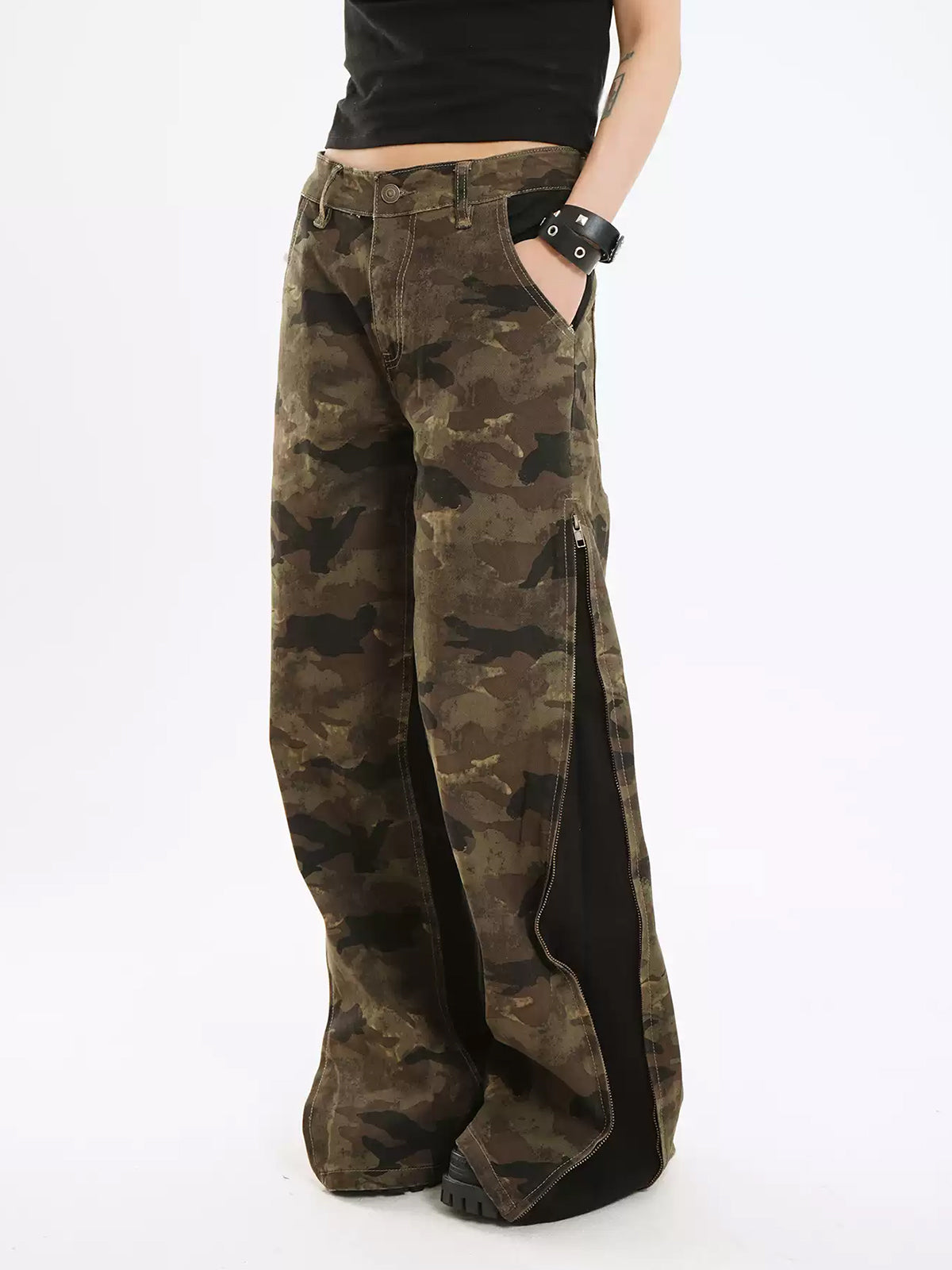 Weekday Outdoor Camo Print Wide-Leg Cargo Maxi Pants - Brown