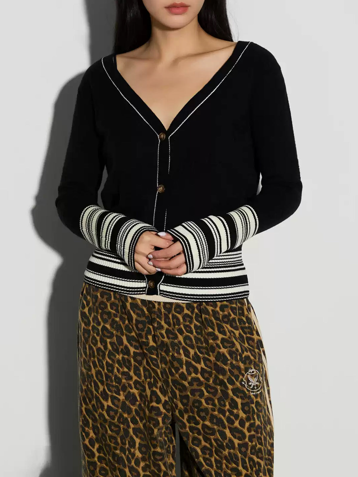 Brick Lane Skimming V-Neck Long Sleeve Tee - Black