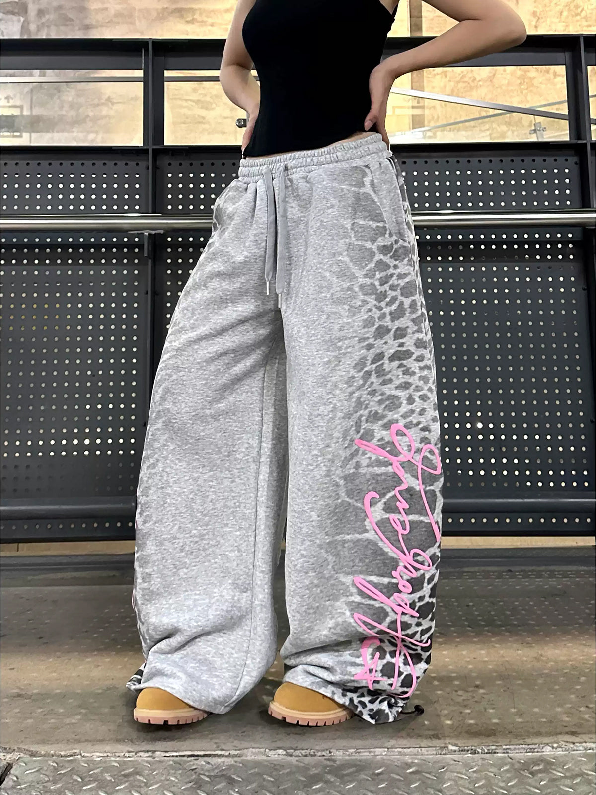 Brick Lane Wide-leg Contrast Patchwork Denim Maxi Pants - Light Blue