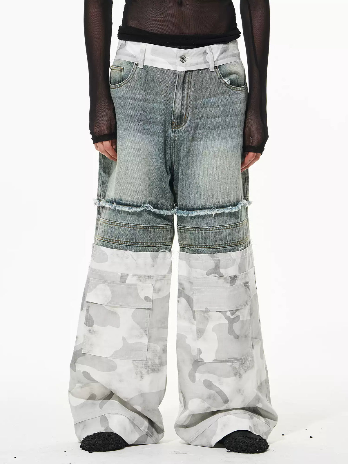 Brick Lane Low-Rise Contrast Seam Flared Denim Maxi Pants - Blue