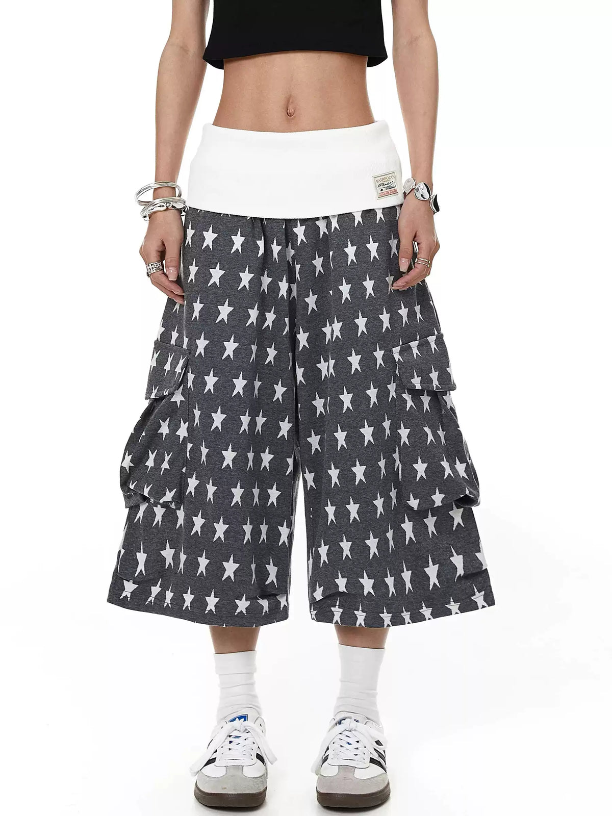 Brick Lane Floral Pattern Drawstring Midi Short - Black/White