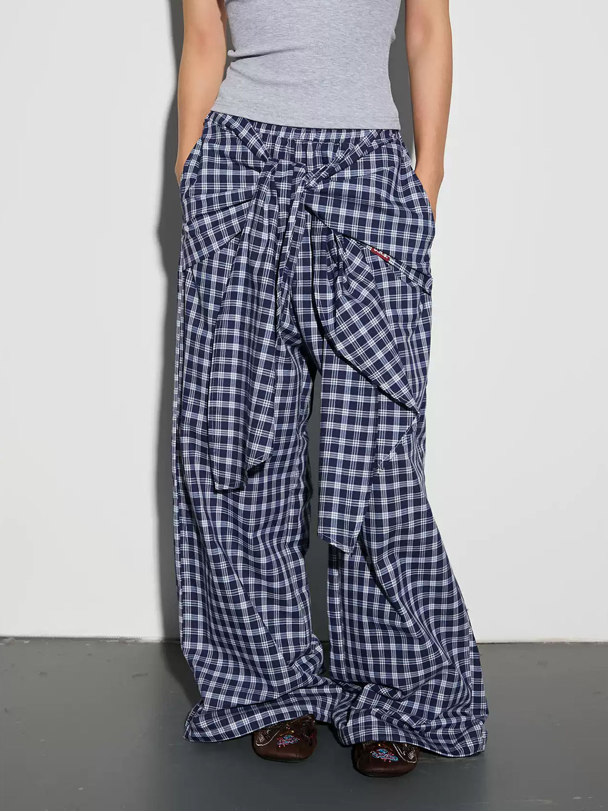 Brick Lane Wide-leg Abstract Pattern Drawstring Maxi Pants - Blue