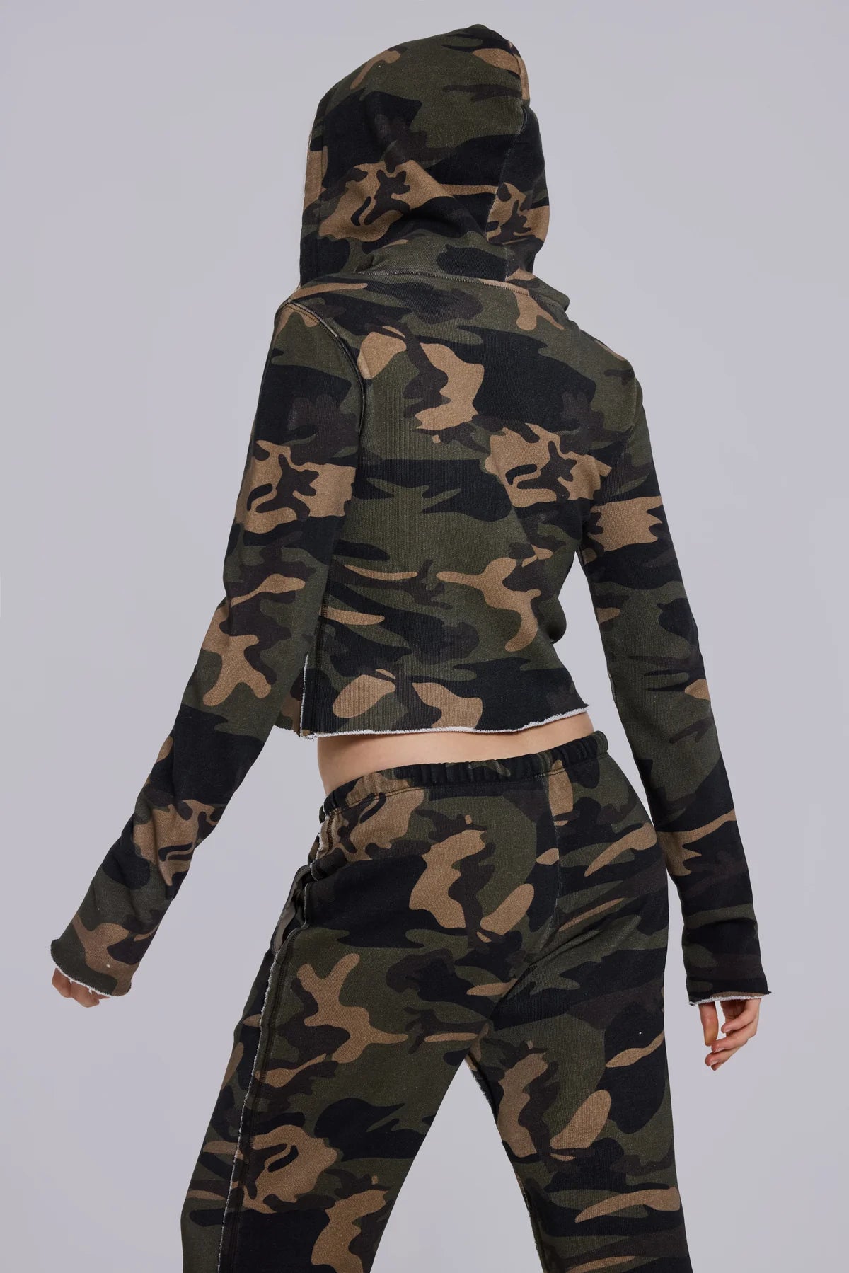 Co-ed Dorm Skimming Metallic Foil Cropped Jacket - Silver