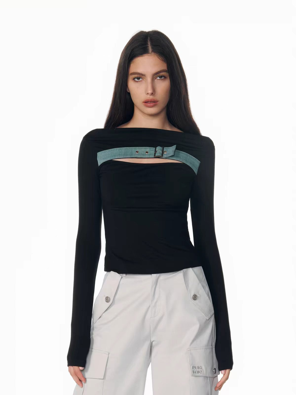 Brick Lane Skimming Contrast Letter Graphic Long Sleeve Knit Sweater - Black