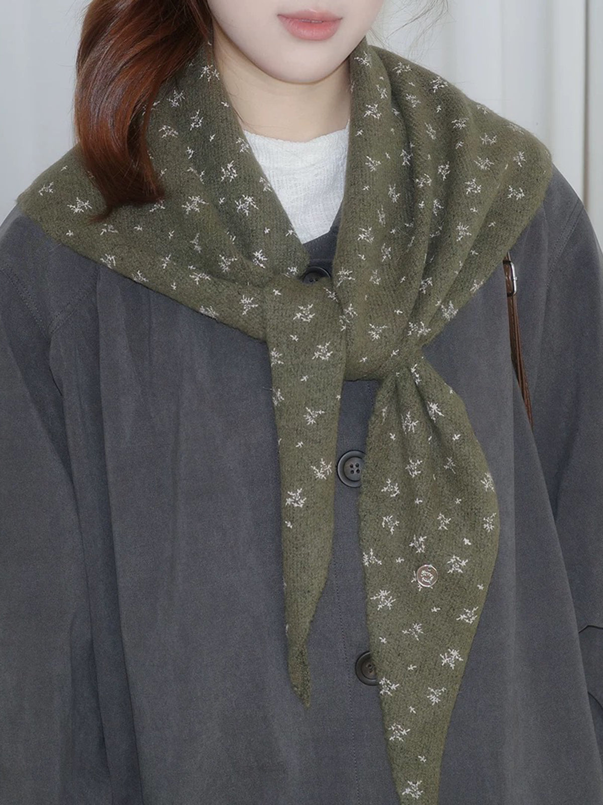 American Club Casual Floral Knit Triangle Scarf - Green