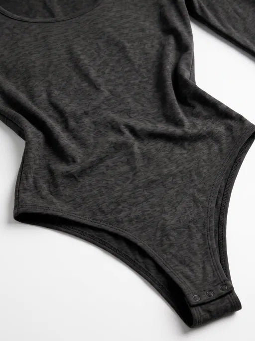 Co-ed Dorm Skimming Long-Sleeve Off-Shoulder Bodysuit - Green